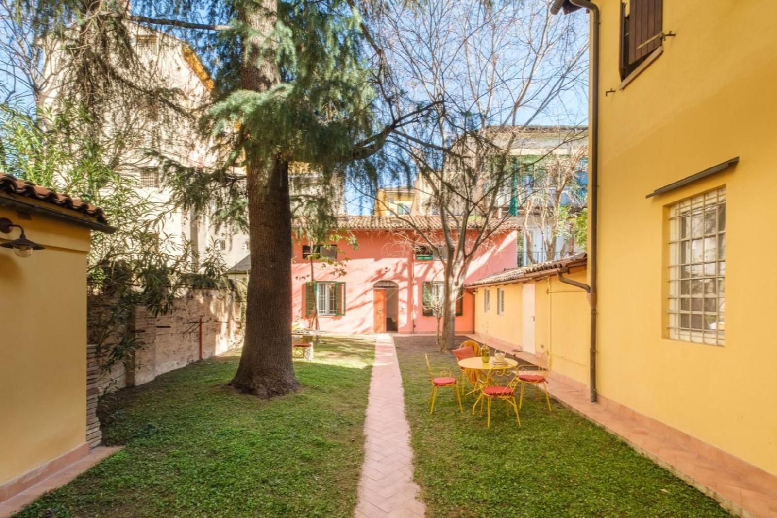 Piazza Maggiore - Il Sentiero Apartment With Private Garden โบโลญญา ภายนอก รูปภาพ