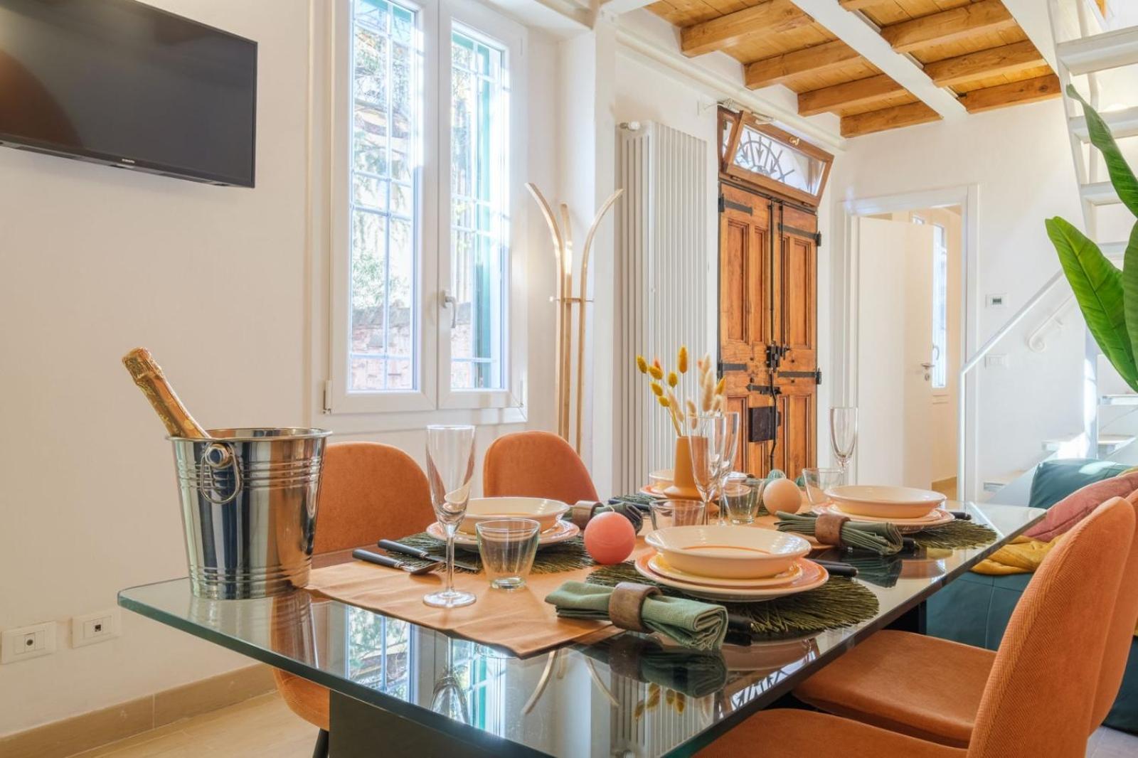 Piazza Maggiore - Il Sentiero Apartment With Private Garden โบโลญญา ภายนอก รูปภาพ