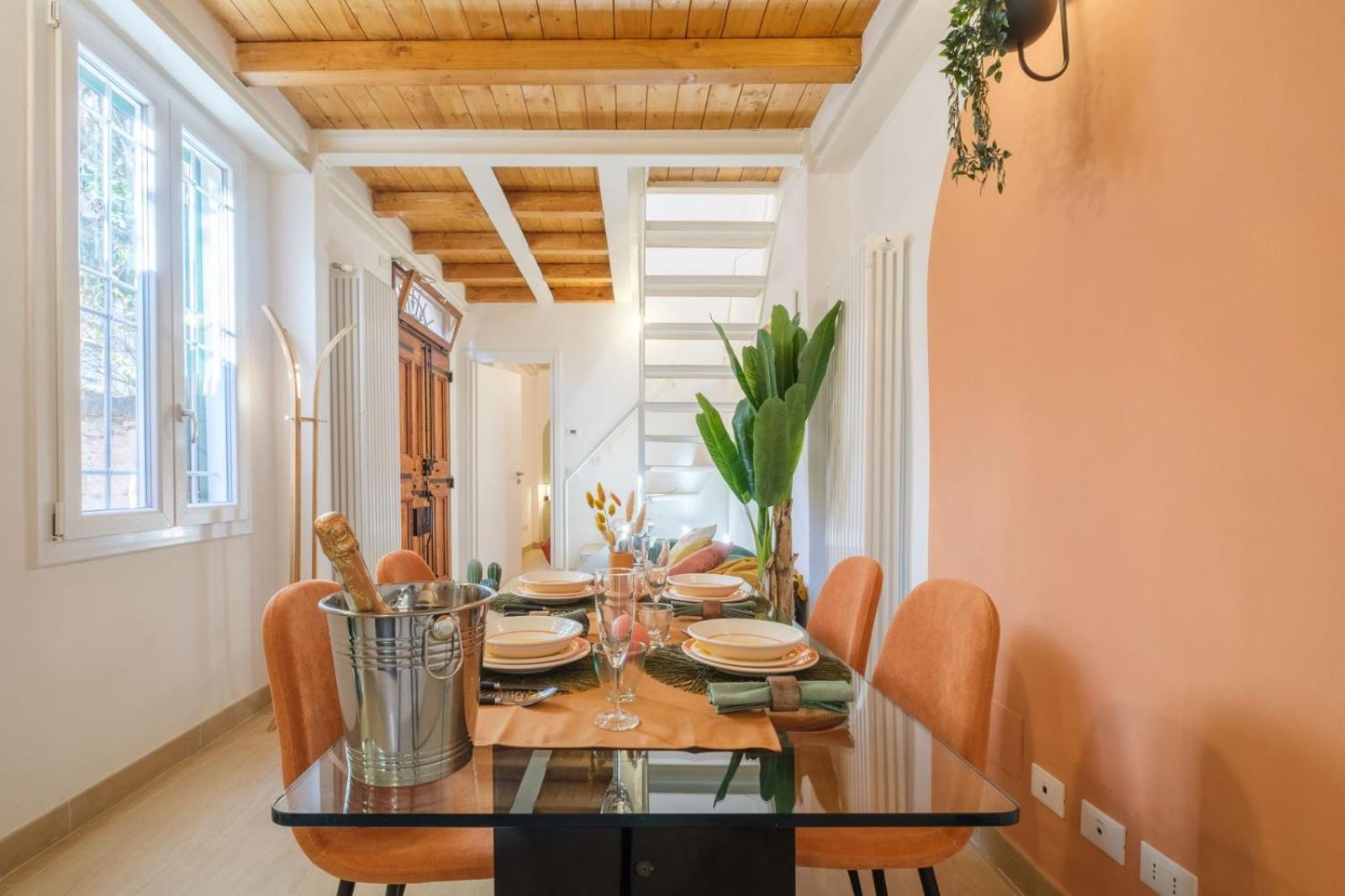 Piazza Maggiore - Il Sentiero Apartment With Private Garden โบโลญญา ภายนอก รูปภาพ