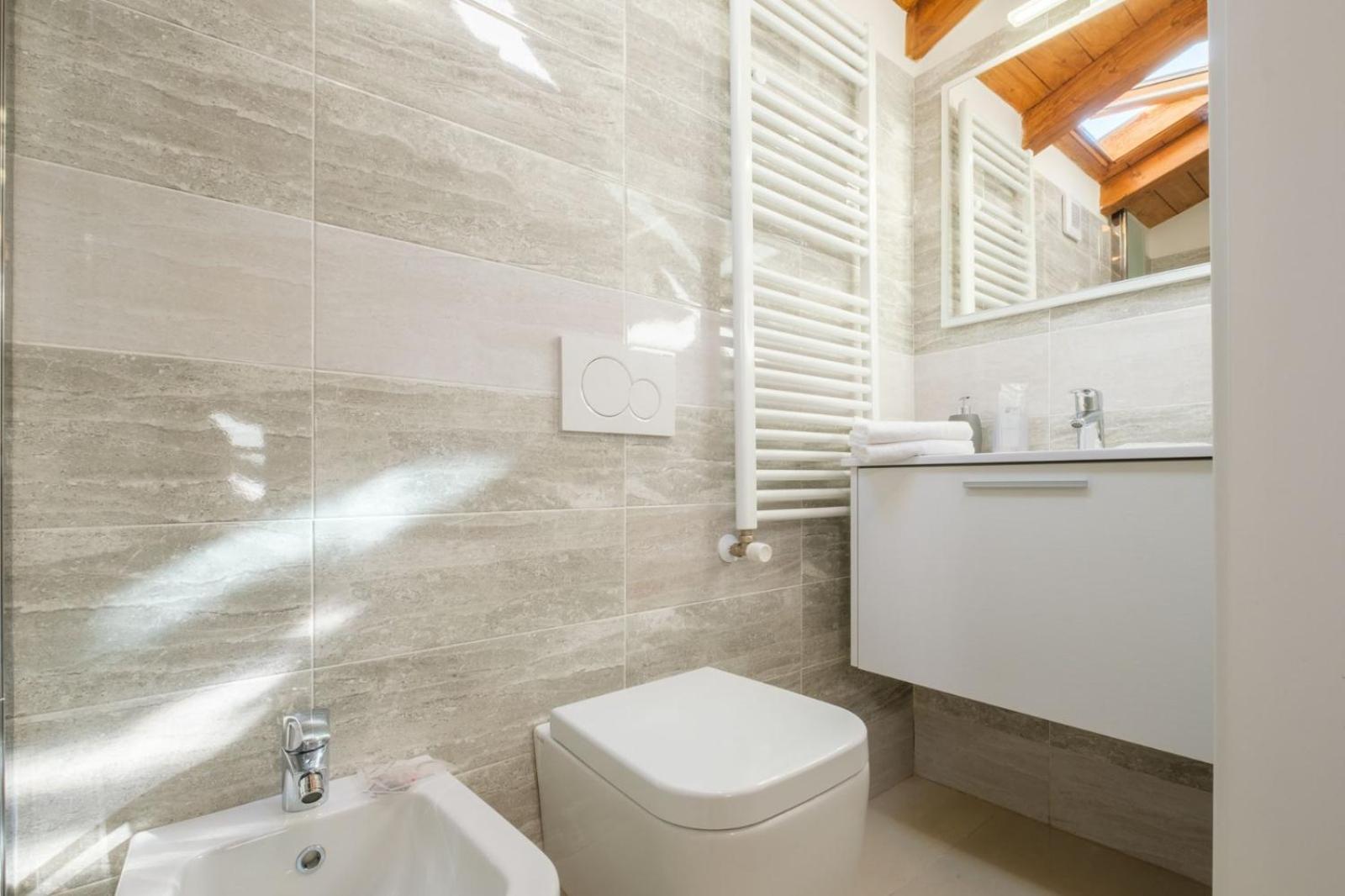 Piazza Maggiore - Il Sentiero Apartment With Private Garden โบโลญญา ภายนอก รูปภาพ